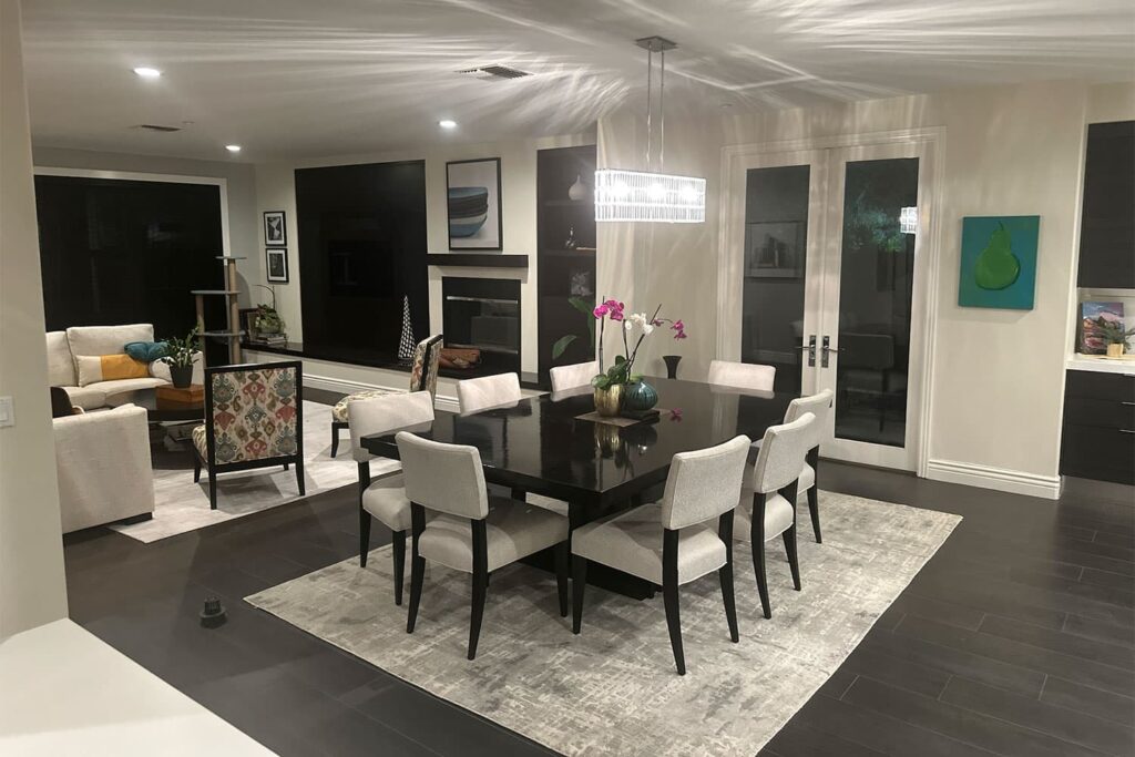 Family room dining area
